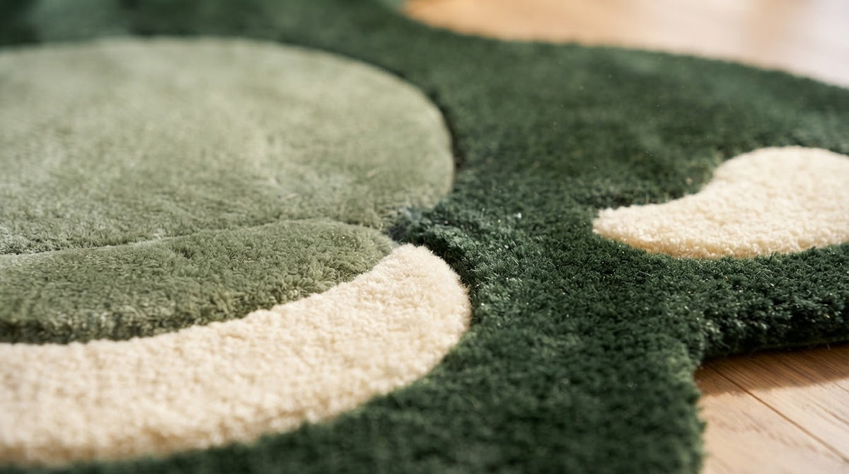 Green Abstract Amoeba hand-tufted rug, image 4