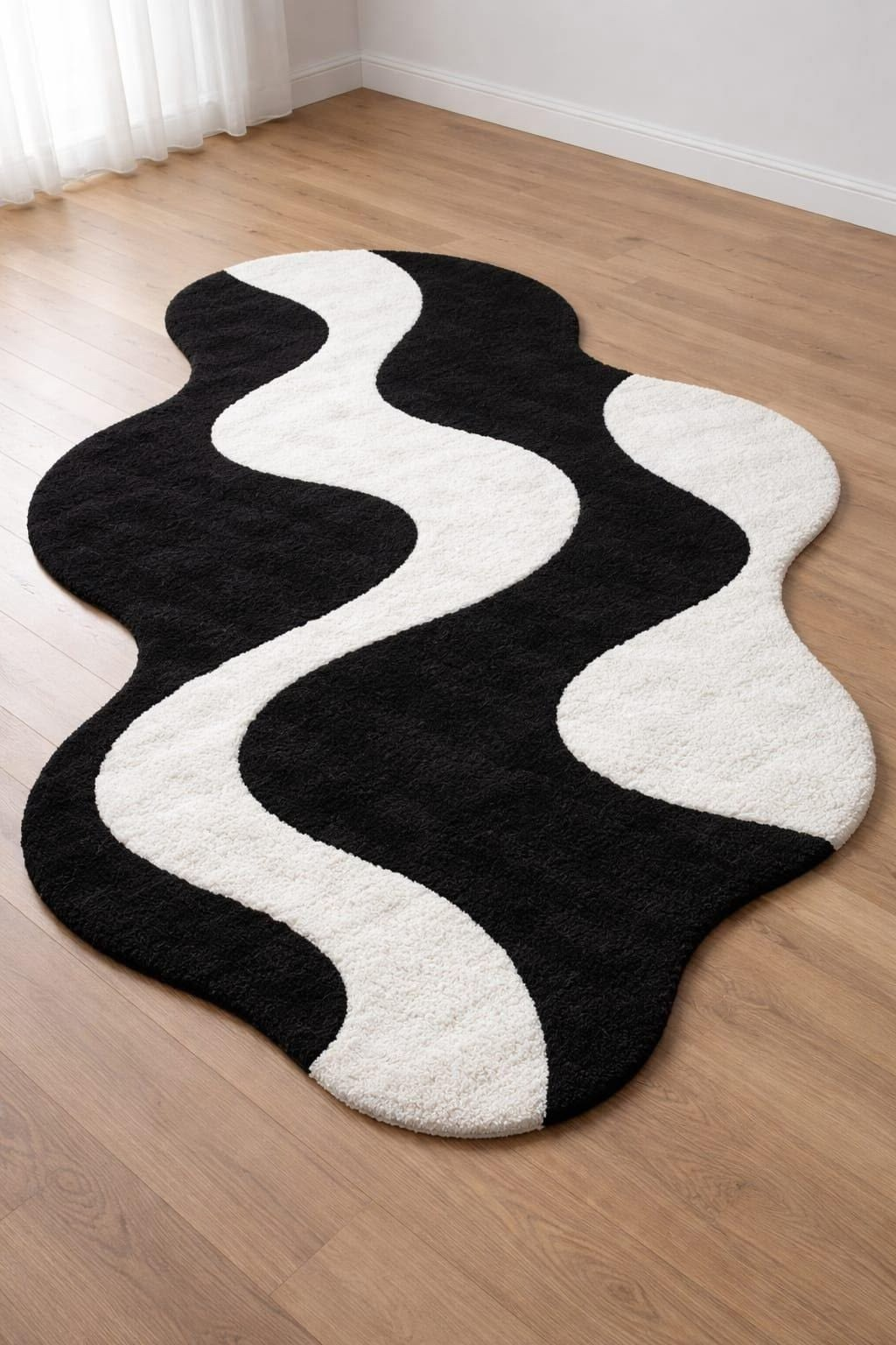 Black and Cream Wavy hand-tufted rug, image 1